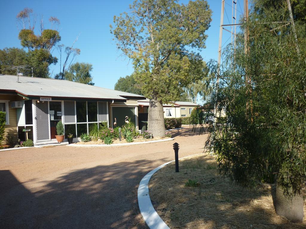 Motel Roma Aussie Tourist Park Esterno foto